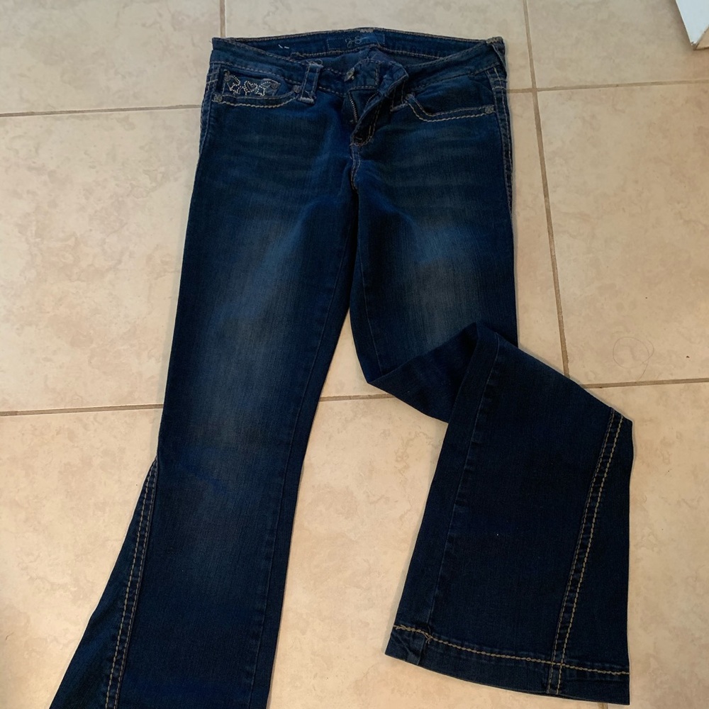 JessicA Simpson bell bottom jeans size 28